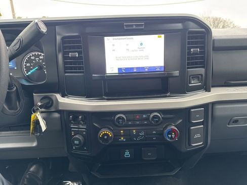 New 2026 Ford F250 XLT w/ FX4 Off-Road Package image 17
