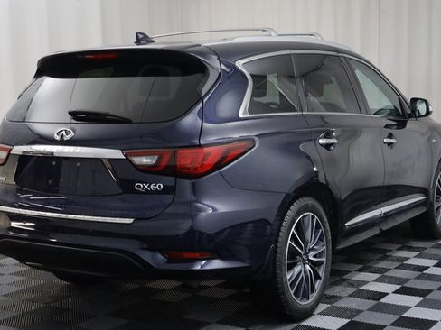 Used 2020 INFINITI QX60 Signature Edition w/ Cargo Package Essential image 19