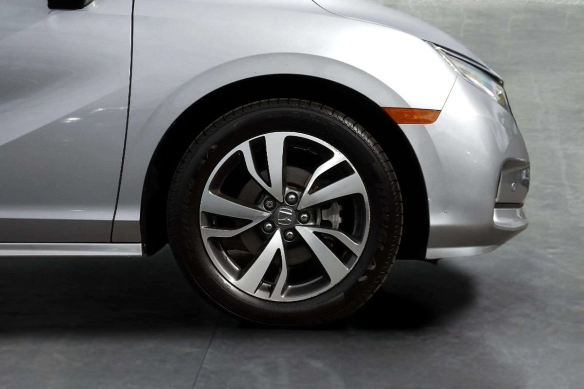 Used 2023 Honda Odyssey Touring image 9