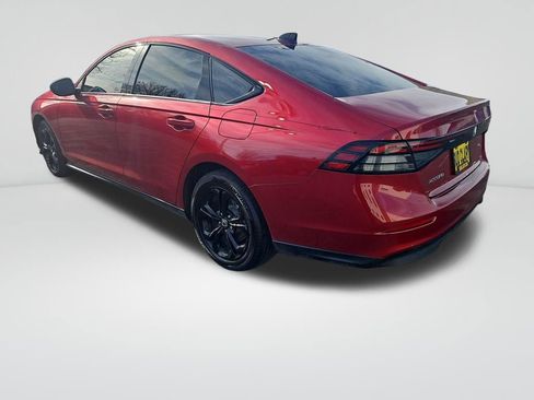 Used 2025 Honda Accord SE image 5