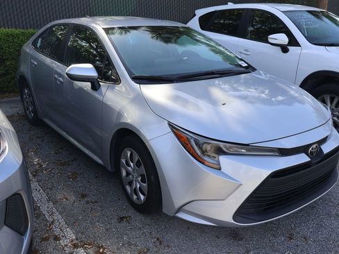 Used 2024 Toyota Corolla LE image 6