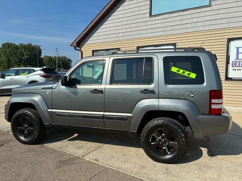 Used 2012 Jeep Liberty Sport w/ Popular Equipment Group AWD/4WD image 8