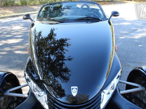 Used 2000 Plymouth Prowler image 30