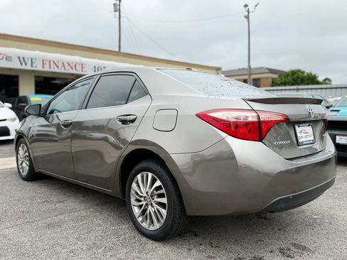 Used 2017 Toyota Corolla LE w/ LE Eco Premium Package FWD image 8