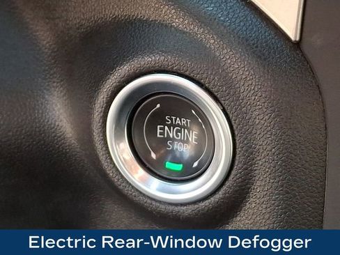 Used 2025 Chevrolet Silverado 2500 Custom w/ Custom Convenience Package image 9