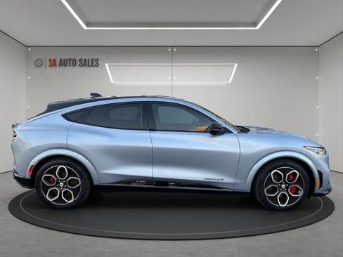 Used 2022 Ford Mustang Mach-E GT AWD/4WD image 34