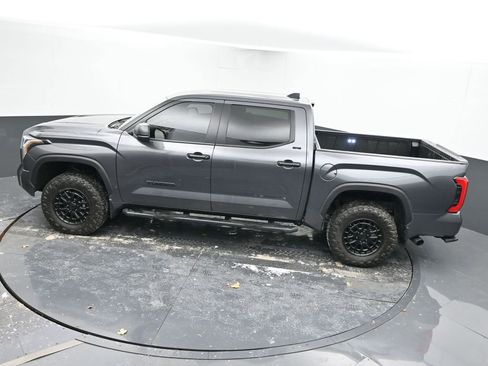 Used 2025 Toyota Tundra SR5 image 34