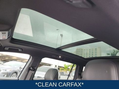 Used 2024 Volkswagen Tiguan SE R-Line image 5