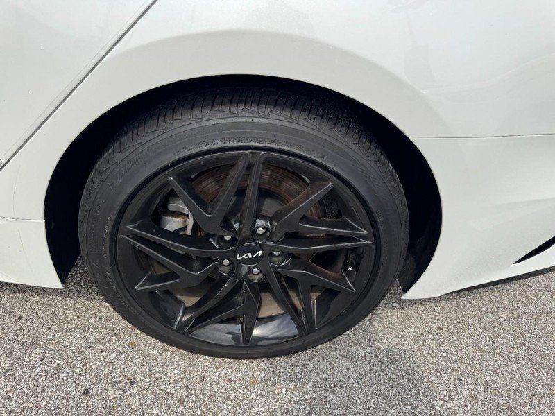Used 2022 Kia Stinger GT-Line AWD/4WD image 27