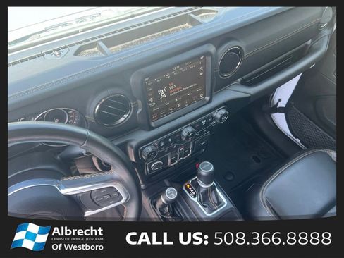 Used 2022 Jeep Gladiator Overland AWD/4WD image 28