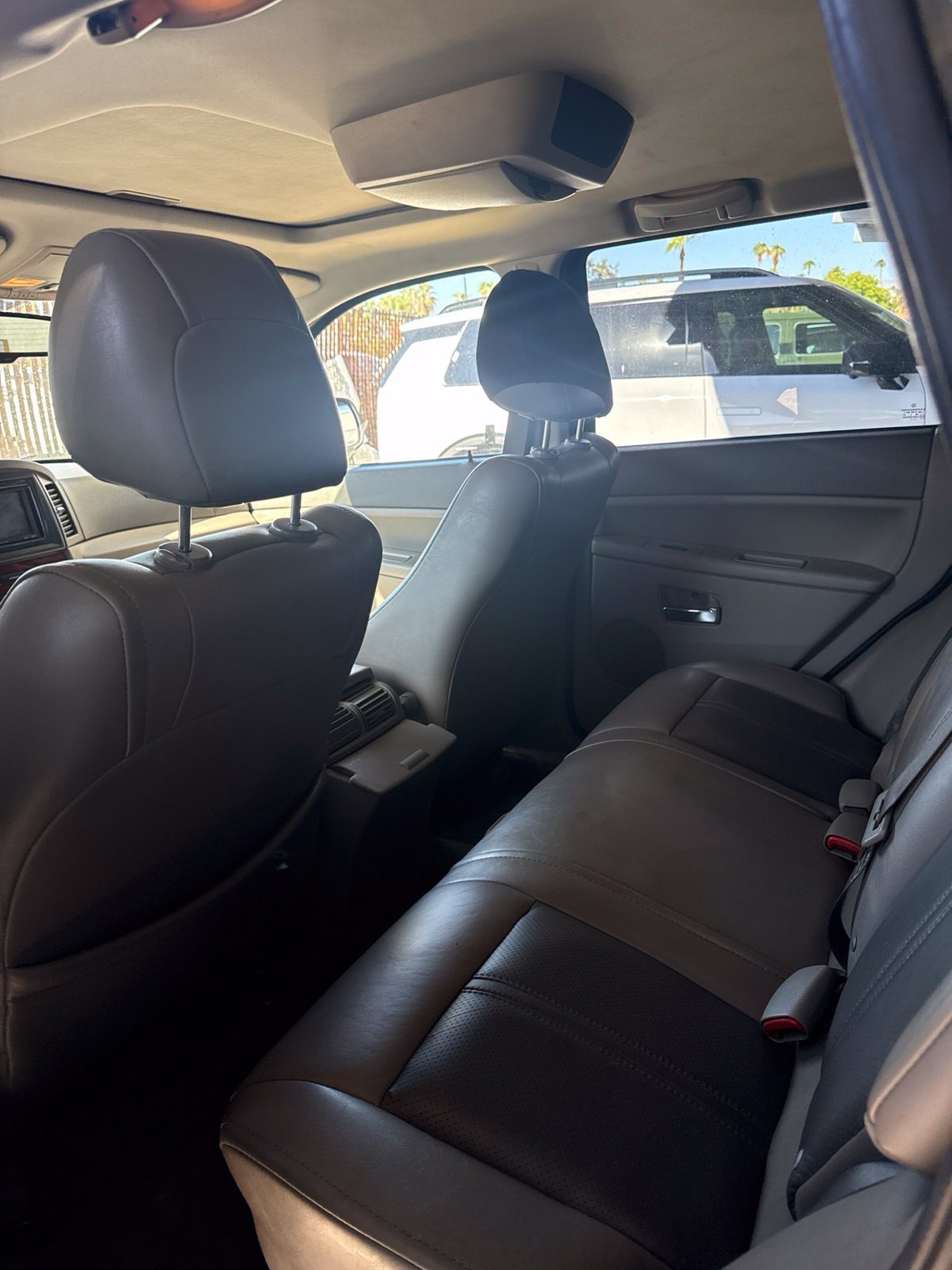 Used 2006 Jeep Grand Cherokee Limited AWD/4WD image 4