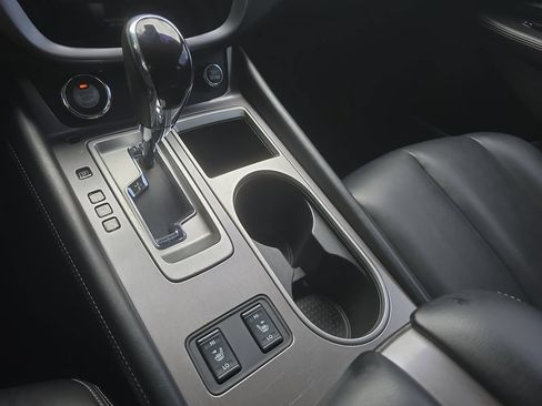 Used 2023 Nissan Murano SV FWD image 19