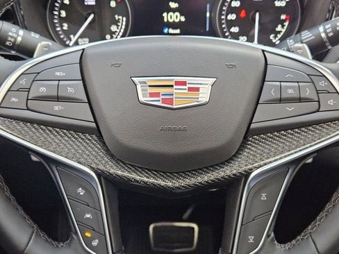 New 2026 Cadillac XT5 Sportv w/ LPO, Red Accent Package image 16