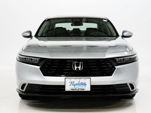 Used 2024 Honda Accord EX image 4