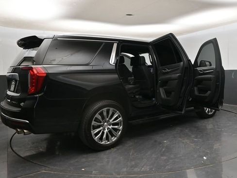 Used 2021 GMC Yukon Denali w/ Denali Premium Package AWD/4WD image 27