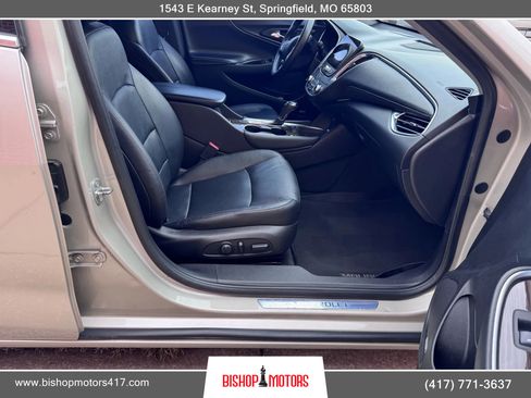 Used 2016 Chevrolet Malibu Premier w/ Driver Confidence Package image 23