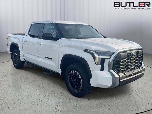 New 2026 Toyota Tundra SR5 AWD/4WD image 8