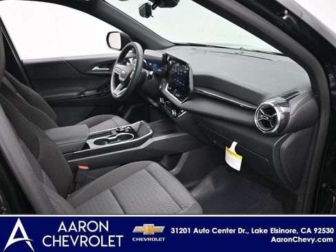 New 2026 Chevrolet Equinox LT w/ Safety and Technology Package AWD/4WD image 9