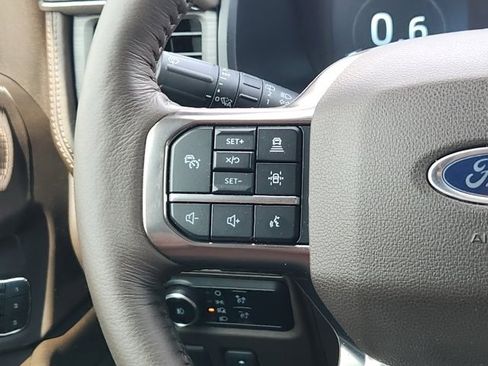 Used 2024 Ford Expedition King Ranch image 28