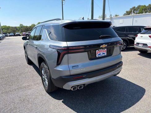 New 2026 Chevrolet Traverse LT FWD image 7