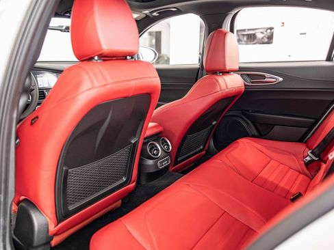 New 2025 Alfa Romeo Giulia AWD w/ Driving Assist Package image 33