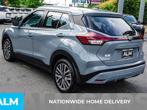Used 2023 Nissan Kicks SV FWD image 4