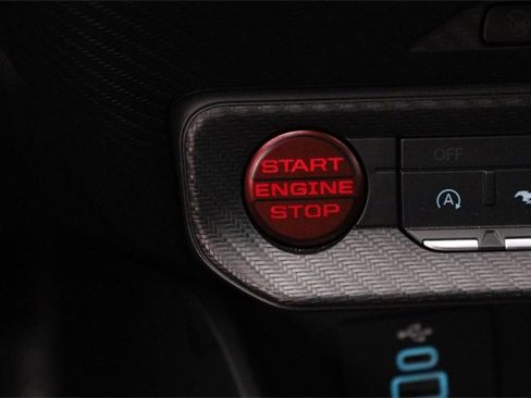 Used 2025 Ford Mustang Coupe image 14