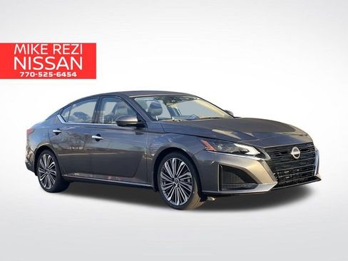 New 2025 Nissan Altima 2.5 SL image 1