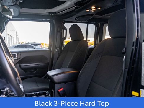 Used 2022 Jeep Wrangler Unlimited Sport image 18