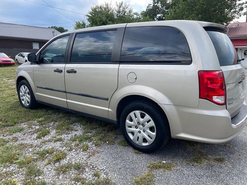 Used 2014 Dodge Grand Caravan American Value Package FWD image 5