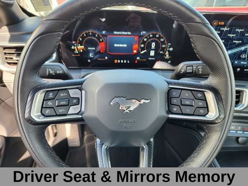Used 2025 Ford Mustang Premium RWD image 8