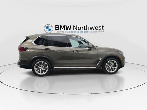 New 2026 BMW X5 xDrive50e AWD/4WD image 4