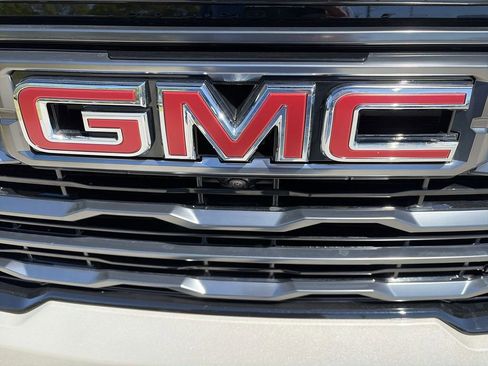 New 2026 GMC Acadia AT4 AWD/4WD image 37