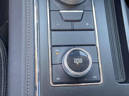 Certified 2024 Ford Expedition XLT AWD/4WD image 27