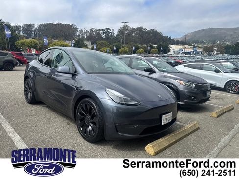 Used 2022 Tesla Model Y Performance AWD/4WD image 1