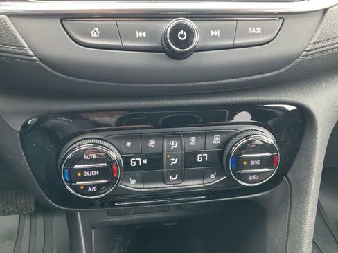 Used 2023 Buick Encore GX Select w/ Experience Buick Package FWD image 7