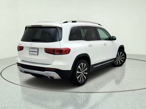 Used 2023 Mercedes-Benz GLB 250 image 9
