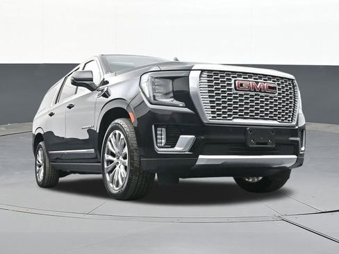 Used 2021 GMC Yukon XL Denali w/ Denali Premium Package image 53