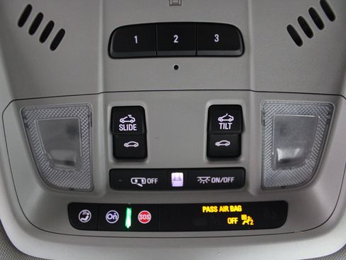 Used 2023 GMC Acadia AT4 image 52