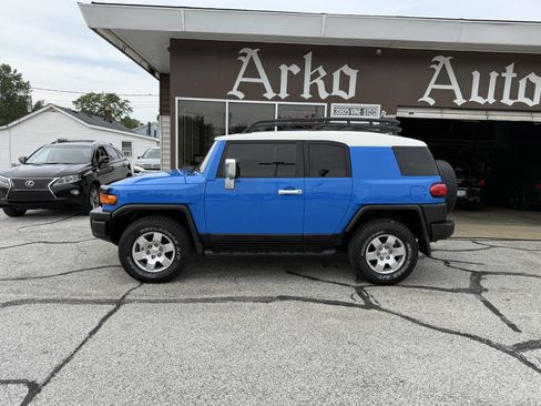 Used 2007 Toyota FJ Cruiser 4WD image 6