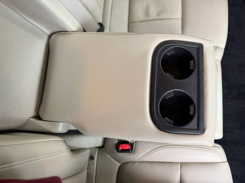 Used 2024 Subaru Ascent Limited image 22