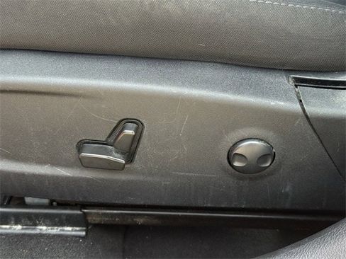 Used 2022 Dodge Charger SXT image 25