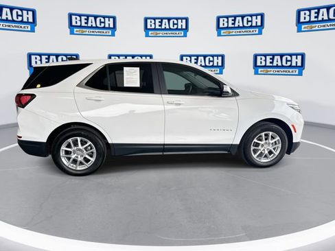 Used 2024 Chevrolet Equinox LT image 9