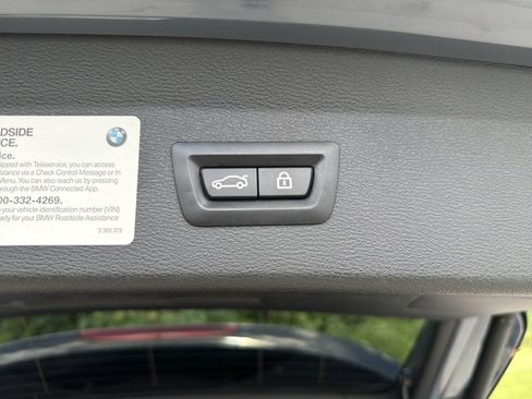 Used 2021 BMW X1 sDrive28i w/ Premium Package FWD image 10