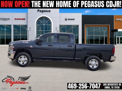 New 2026 RAM 2500 Tradesman AWD/4WD image 3