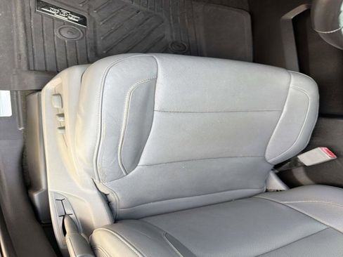 Used 2018 Chevrolet Silverado 1500 LTZ Z71 w/ Centennial Edition image 13