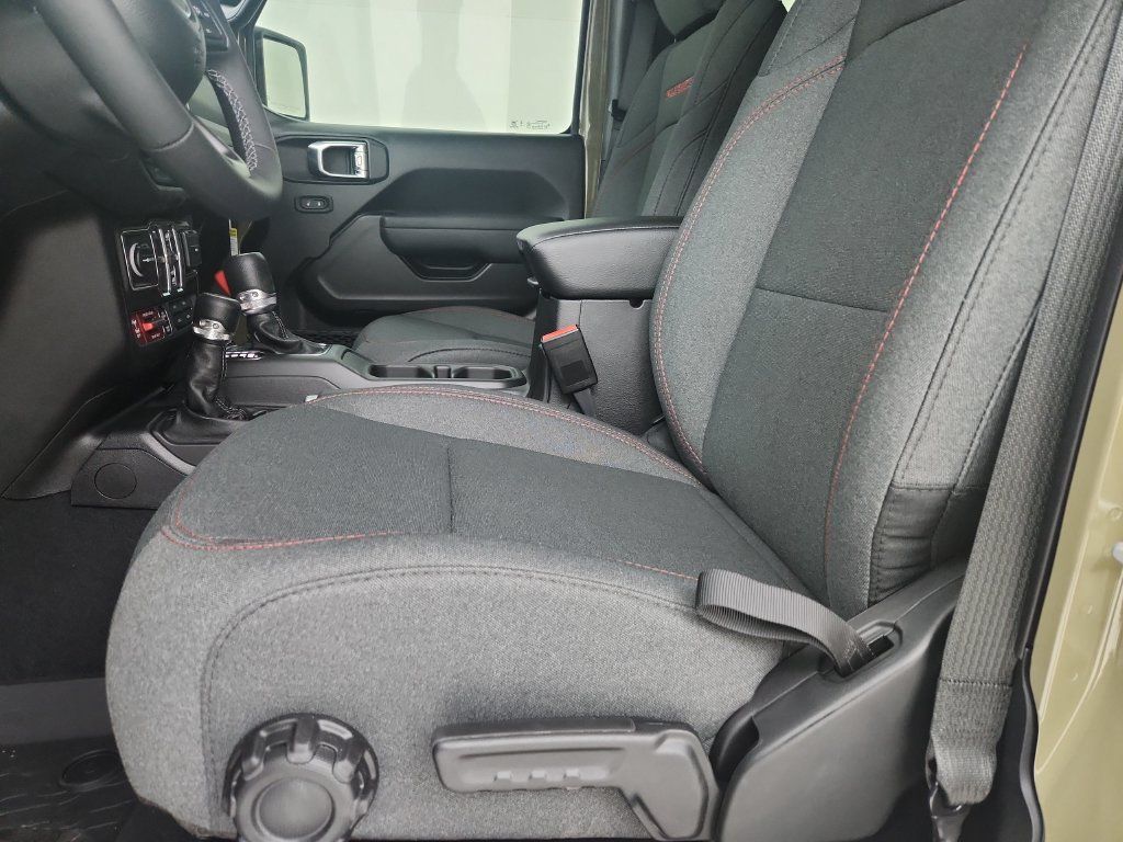 New 2026 Jeep Wrangler Unlimited Rubicon AWD/4WD image 12