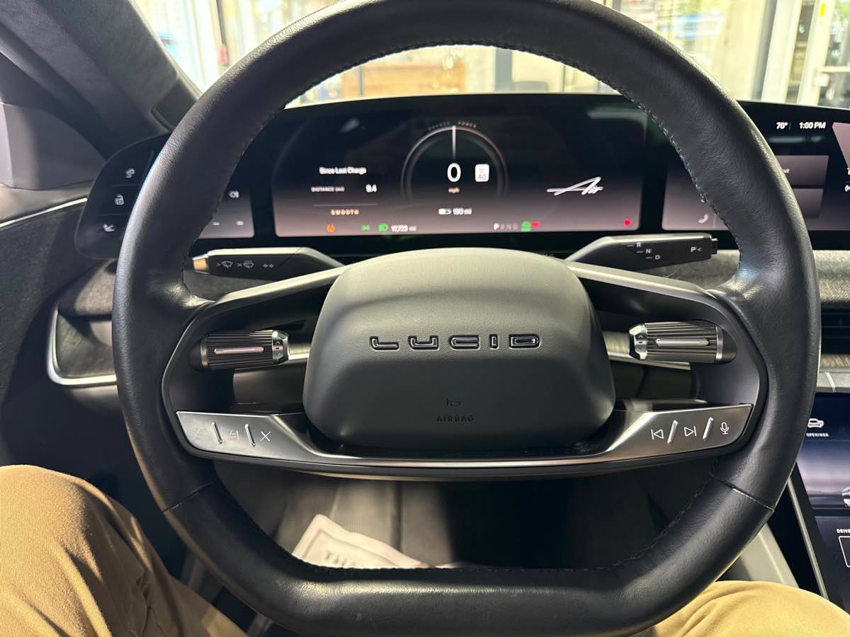 Used 2024 Lucid Air Touring AWD/4WD image 12