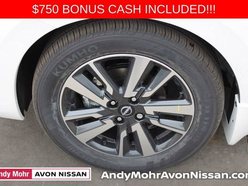 New 2025 Nissan Versa SV w/ Trunk Package image 6