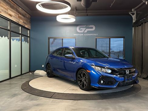 Used 2019 Honda Civic Sport image 1